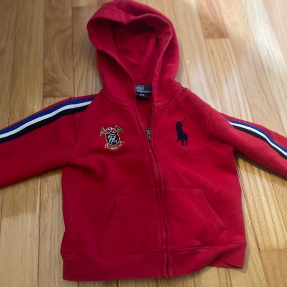 🔥 Polo Ralph Lauren Kids Red Zip-Up Hoodie – Classic & Cozy! 🔥 - Picture 2 of 7